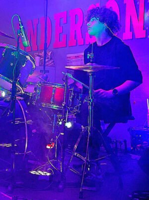 0a22b9b4-a8d3-4b4b-ab55-6c698d733544 Cheesy Spins Official Pocket Cinch Pack